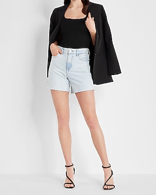 High Waisted Light Wash Raw Hem Jean Shorts