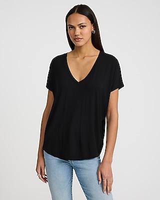 Casual Relaxed V-Neck Short Sleeve London Tee