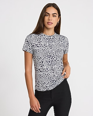 Express Women's Fitted Crew Neck Short Sleeve T-Shirt 