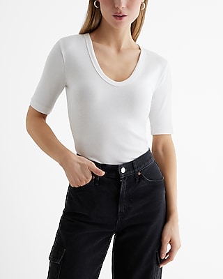 Fitted Scoop Neck Elbow Sleeve Tee