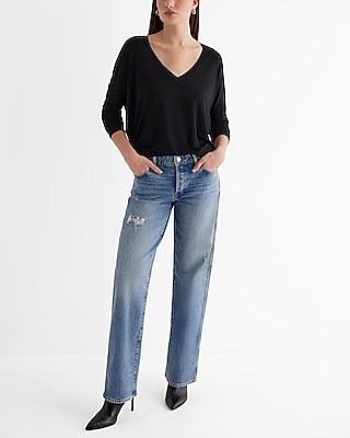 Relaxed V-Neck Long Sleeve London Tee