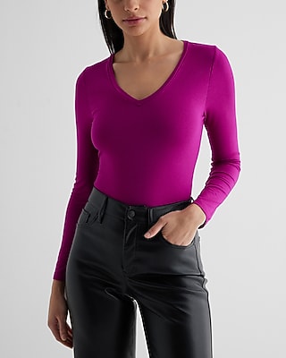 Supersoft Shine Fitted V-Neck Long Sleeve Tee