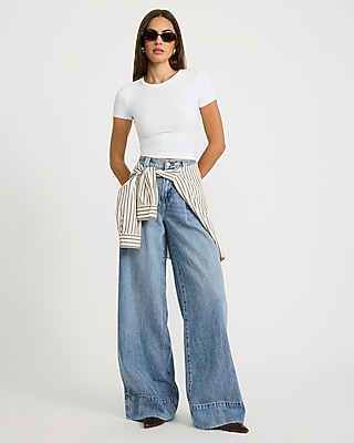 High Waisted Pleated Relaxed Wide Leg Light Wash Jeans