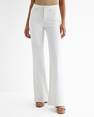 Mid Rise White '70S Flare Jeans