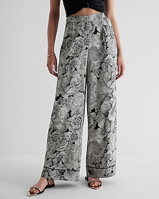 Stylist Super High Waisted Satin Pleated Wide Leg Palazzo Pant