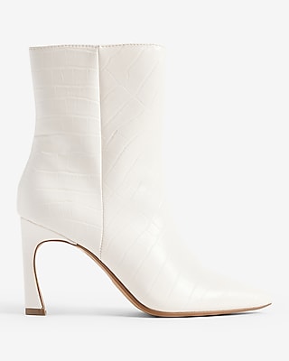 Express deals white booties