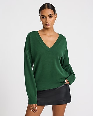 Oversized V-Neck Sweater in Airy Soft