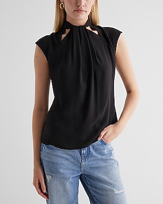Twist High Neck Gramercy Tee Black Women's XS