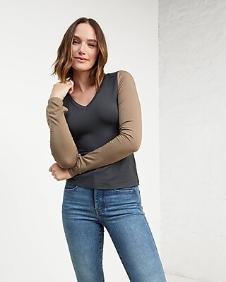 Upwest Adventure Wicking V-Neck Long Sleeve Tee Brown Women's S