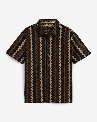 Textured Zig Zag Striped Short Sleeve Shirt
