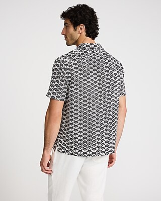 Textured Geo Short Sleeve Shirt