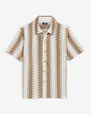 Textured Zig Zag Striped Short Sleeve Shirt
