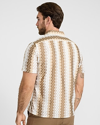 Textured Zig Zag Striped Short Sleeve Shirt