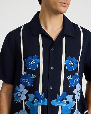 Seersucker Floral Border Short Sleeve Shirt
