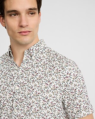 Mini Floral Wrinkle-Resistant Everyday Performance Short Sleeve Shirt