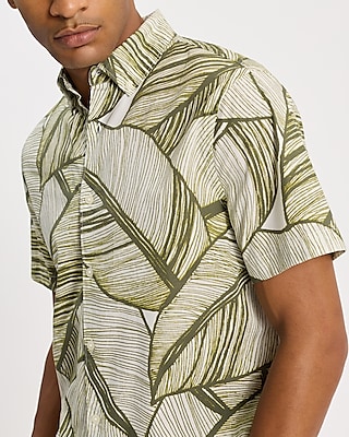 Large Leaf Cotton Stretch Short Sleeve Shirt