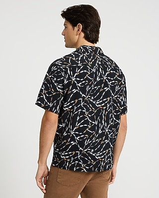 Seersucker Geo Twist Short Sleeve Shirt