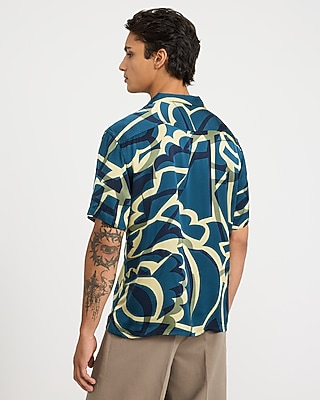Abstract Geo Short Sleeve Resort Shirt