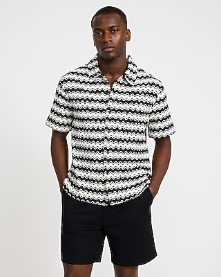Textured Zig Zag Striped Short Sleeve Shirt | Express