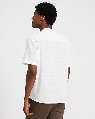 Textured Solid Cotton Short Sleeve Shirt