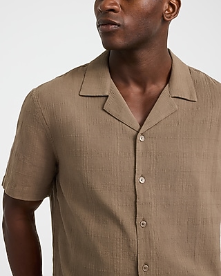 Textured Solid Cotton Short Sleeve Shirt