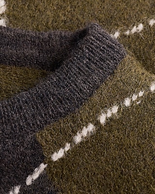 Argyle Textured Crew Neck Sweater