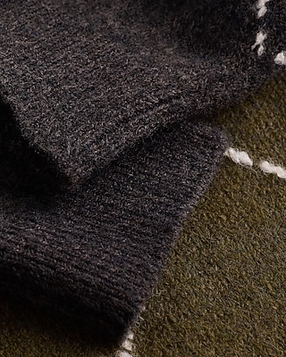 Argyle Textured Crew Neck Sweater