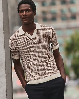 L’Appartement goodgrief short border top Border Geo Print Rayon Short Sleeve Shirt | Express