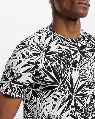 Floral Print Moisture-Wicking Crew Neck T-Shirt