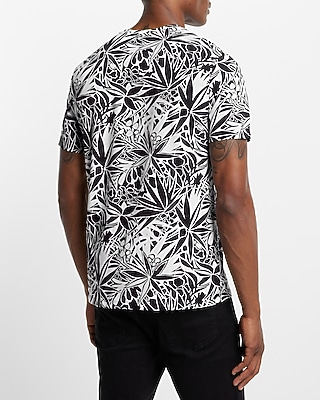 Floral Print Moisture-Wicking Crew Neck T-Shirt