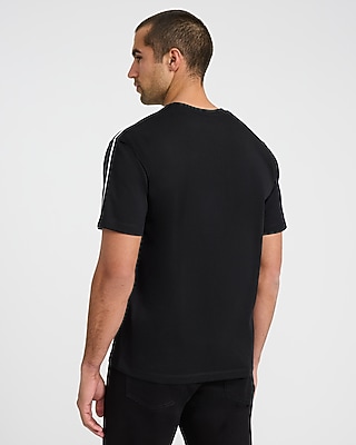 Classic Fit Crew Neck Contrast Trim T-Shirt