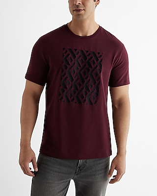 white and maroon graphic tee