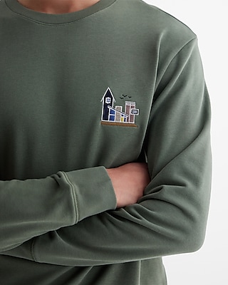 Embroidered Chest Graphic Crew Neck Sweatshirt