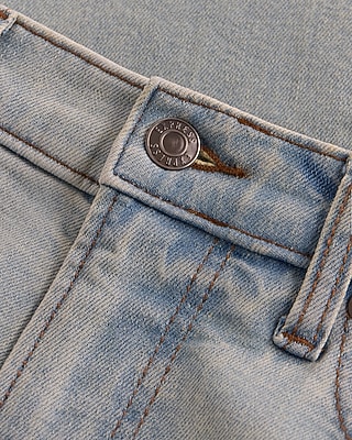 Loose Light Wash Stretch Jeans