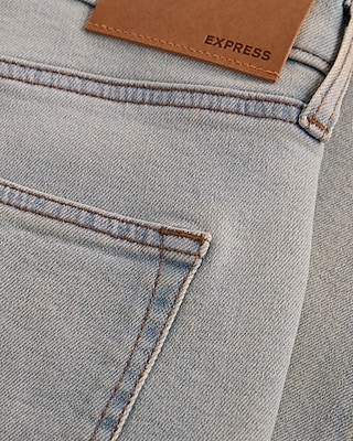 Loose Light Wash Stretch Jeans