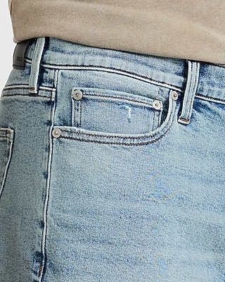 8" Light Wash Stretch Loose Denim Shorts