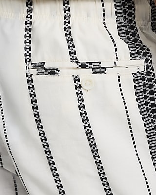 6" Textured Jacquard Striped Drawstring Elastic Waist Short