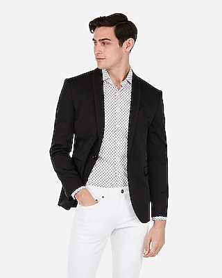 tuxedo jacket with jeans