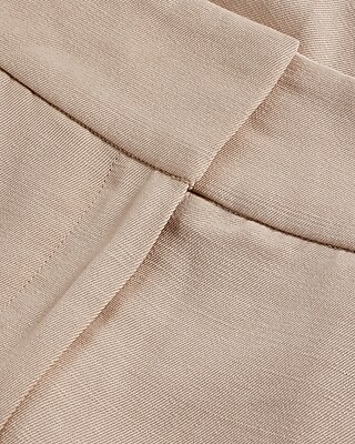 Stylist Super High Waisted Linen-Blend Pleated Shorts