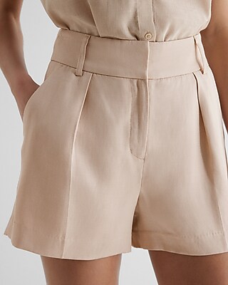 Stylist Super High Waisted Linen-Blend Pleated Shorts