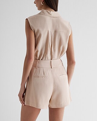 Stylist Super High Waisted Linen-Blend Pleated Shorts