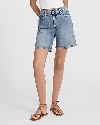 Mid Rise Light Wash Loose Jean Shorts