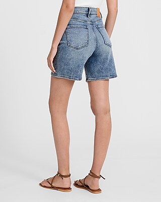 Mid Rise Light Wash Loose Jean Shorts
