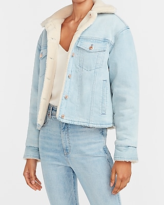 women blue jean jacket