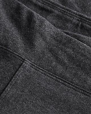 High Waisted Cropped Crossover V Waistband Leggings - image 5