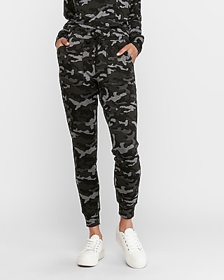 womens camo joggers canada