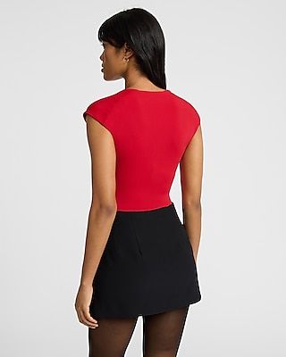 Body Contour High Compression Scoop Neck Cap Sleeve Bodysuit