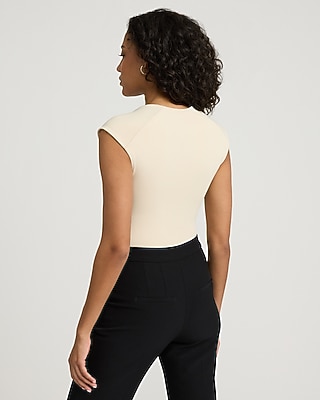 Body Contour High Compression Scoop Neck Cap Sleeve Bodysuit