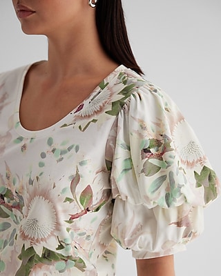 Floral Skimming Scoop Neck Puff Sleeve Tee