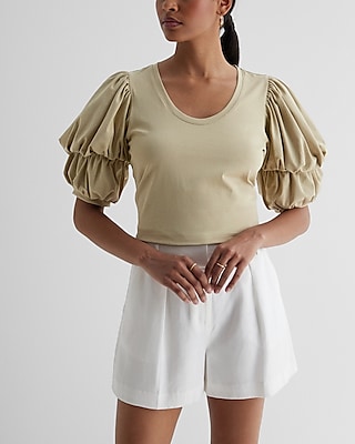 Skimming Scoop Neck Puff Sleeve Tee